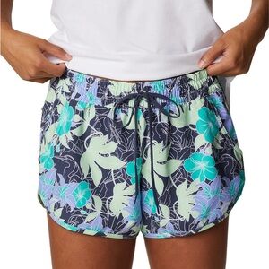 Columbia Women’s Bogata Bay II Printed Shorts Lakeshore Floral  Size Small‎